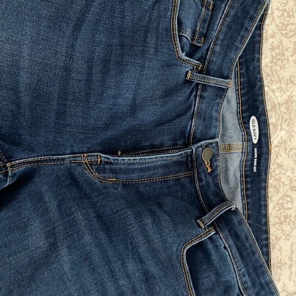 Old Navy Boot Cut Jeans - Picture 3 of 5